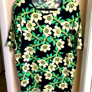 LulaRoe Irma shirt